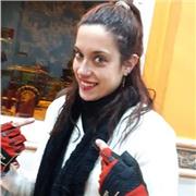 Profesora de música y educación infantil, especialidad percusión , y elemental de piano